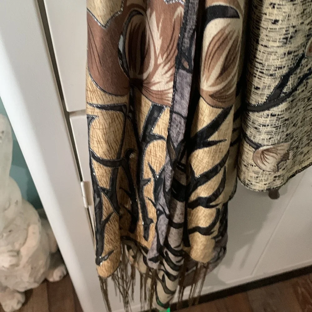 Woven Floral Fringe Wrap - Gold and Black